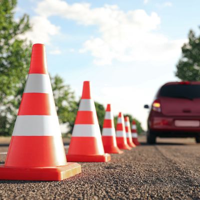 Como solicitar minha carteira de motorista na Itália em 2025?