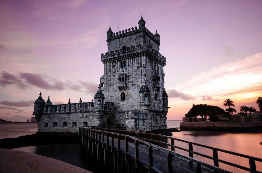 As atrações turísticas mais populares em cada distrito de Portugal