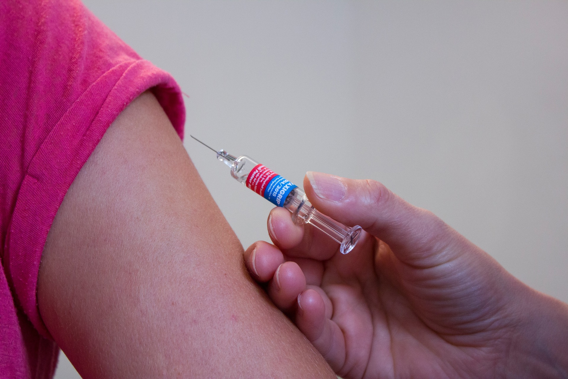 NEWS: Portugal deve iniciar vacinação em pessoas de 30 e 40 anos em julho